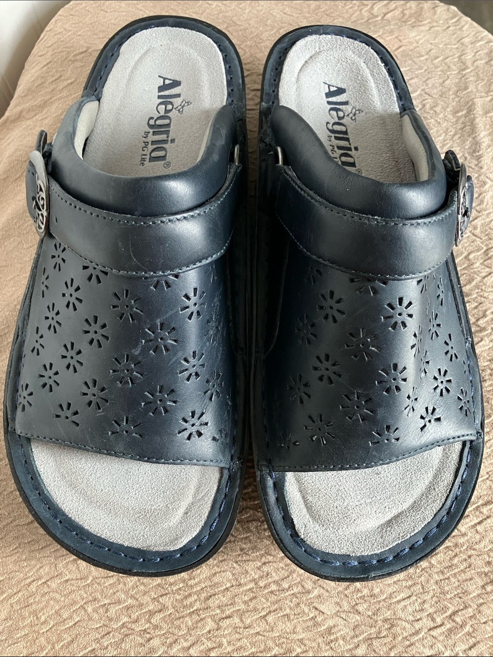 Alegria Klover Navy Leather Comfort Slide Sandals Floral Cutout EU 38